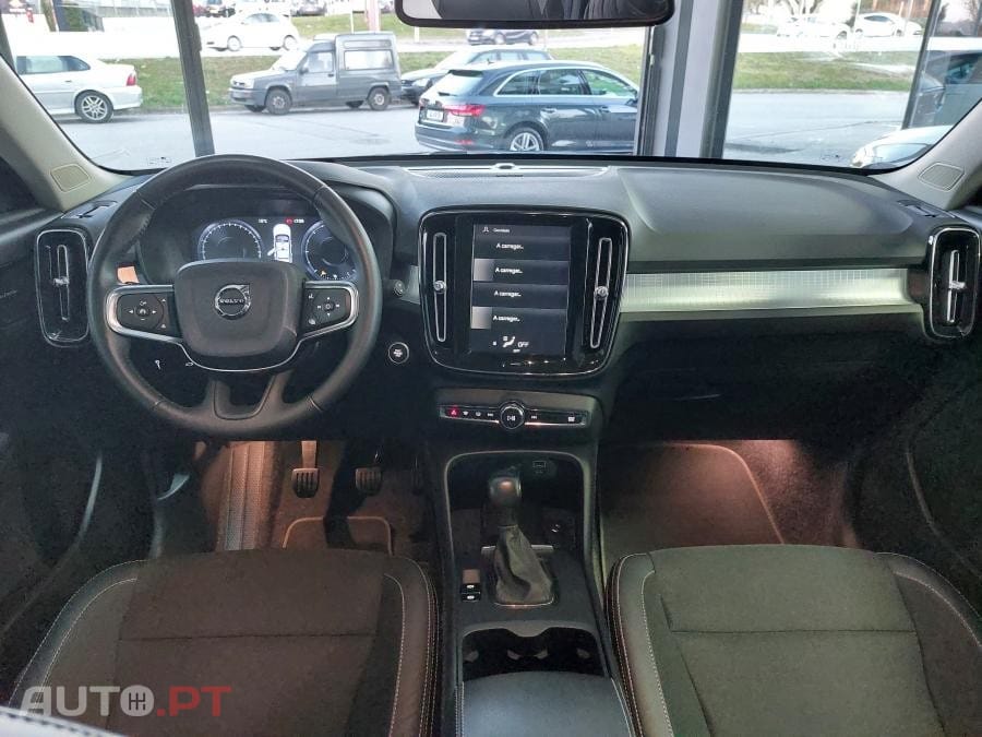 Volvo XC40 2.0 D3 Momentum