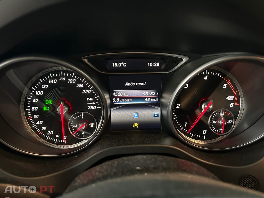 Mercedes-Benz CLA 200 d AMG Line