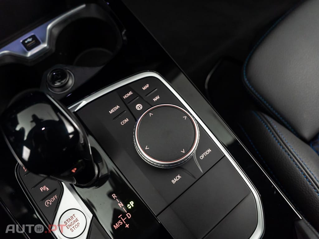 BMW 216 d Pack Desportivo M