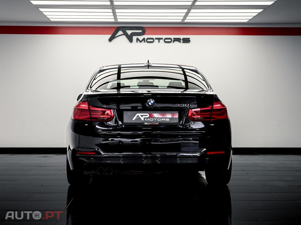 BMW 330 e iPerformance Line Sport