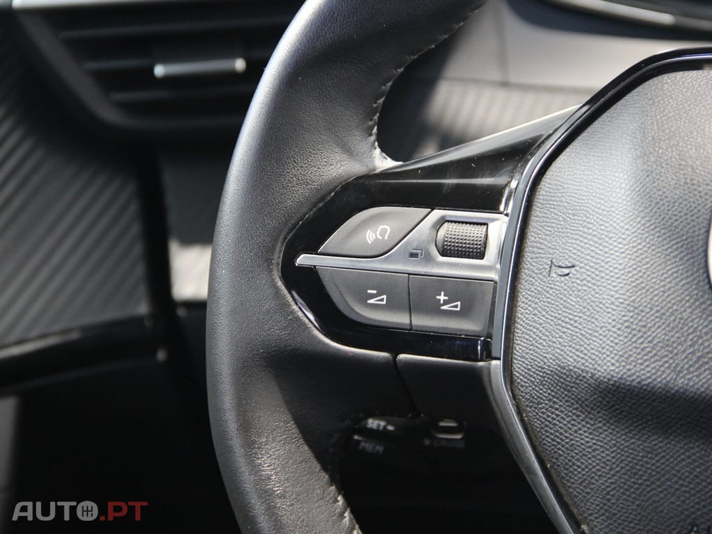 Peugeot 2008 1.2 Puretech Active Pack