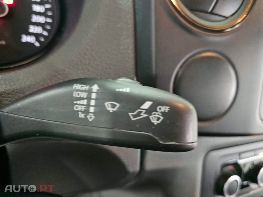 Volkswagen Amarok 2.0 TDi CD Extra AC CM 2WD