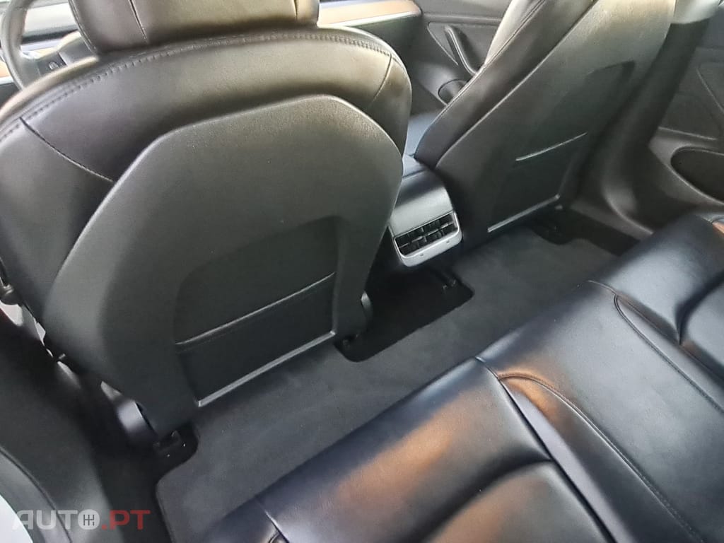 Tesla Model 3 Tração Traseira Premium