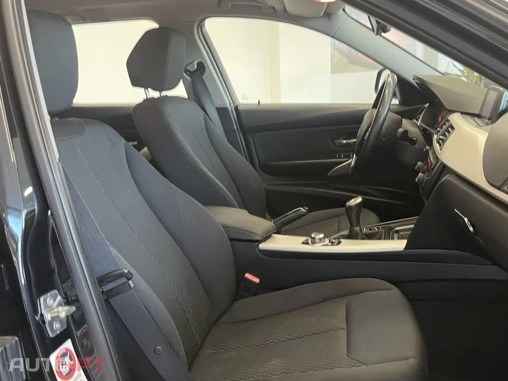 BMW 318 d Touring Line Modern