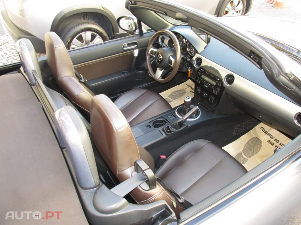 Mazda MX-5 MZR 1.8 Exclusive Plus