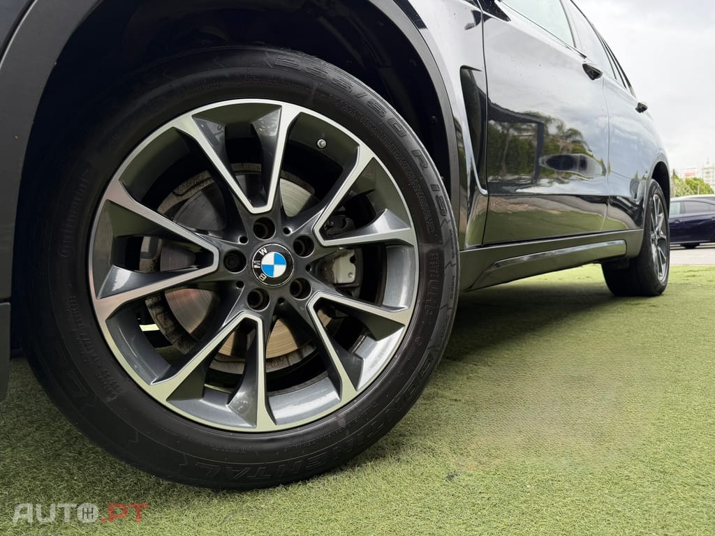 BMW X5 25 d sDrive Comfort 7L