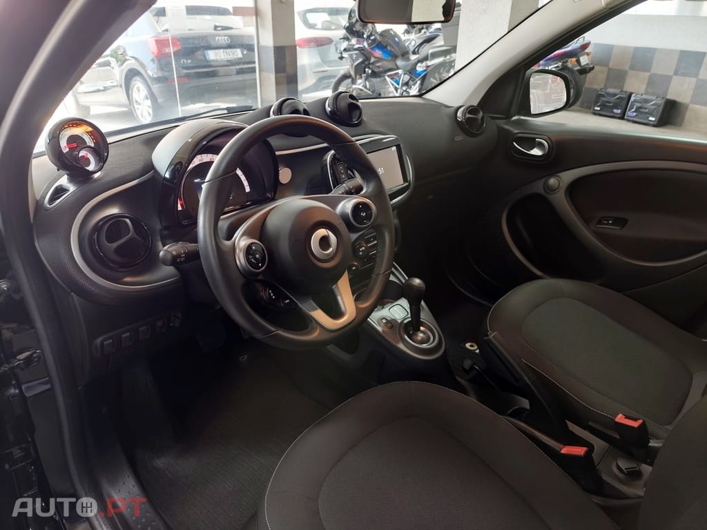 Smart ForFour Electric Drive Passion