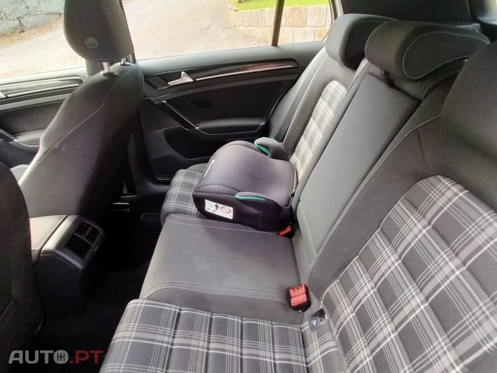 Volkswagen Golf 2.0 TDi GTD