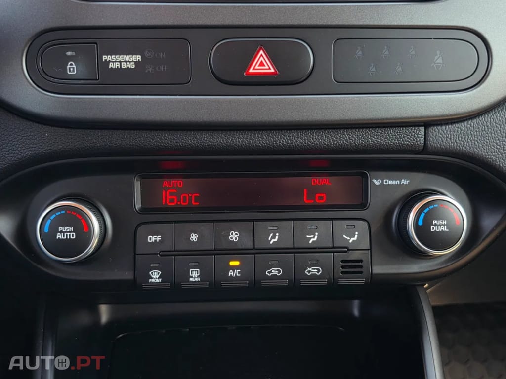 Kia Carens 1.7 CRDi ISG TX