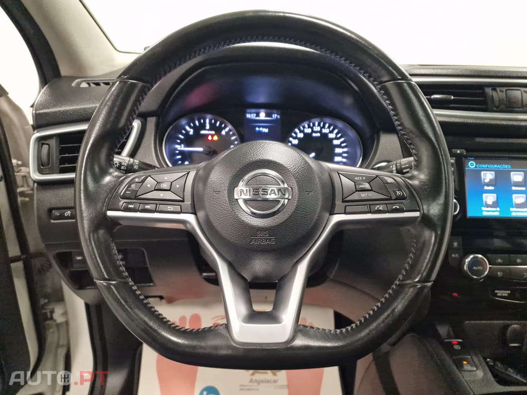 Nissan Qashqai 1.5 dCi N-Connecta