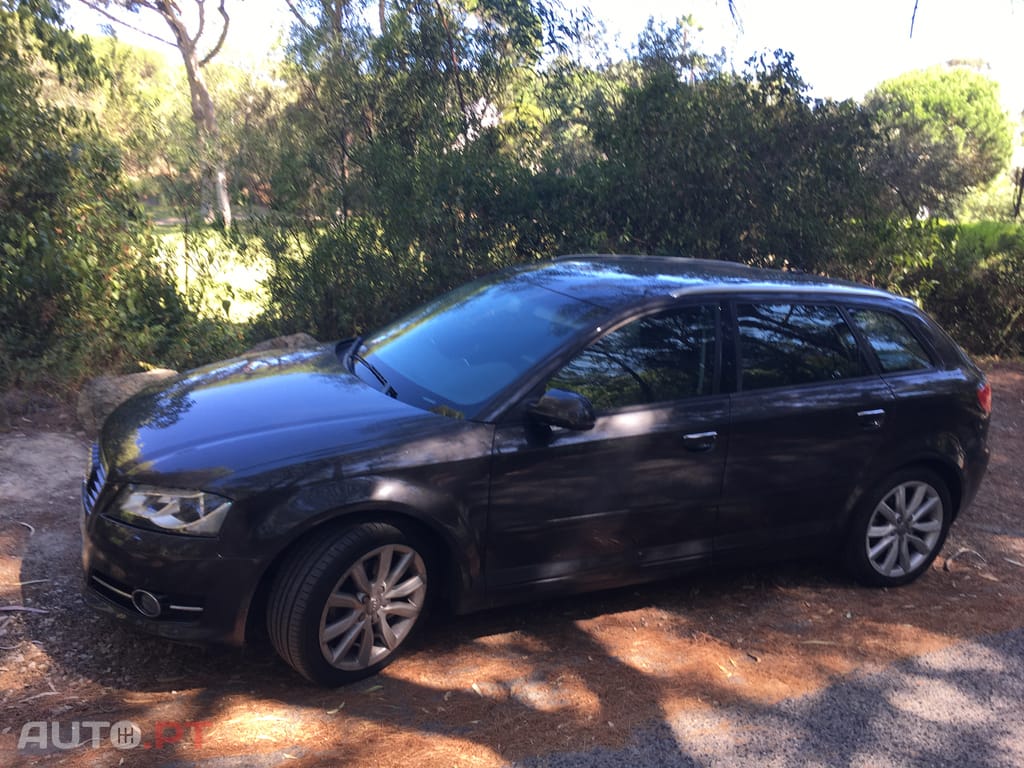 Audi A3 Sportback Attacion Special Edicion