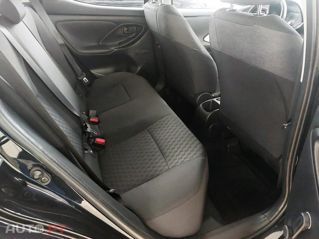 Toyota Yaris 1.0 VVT-I Comfort