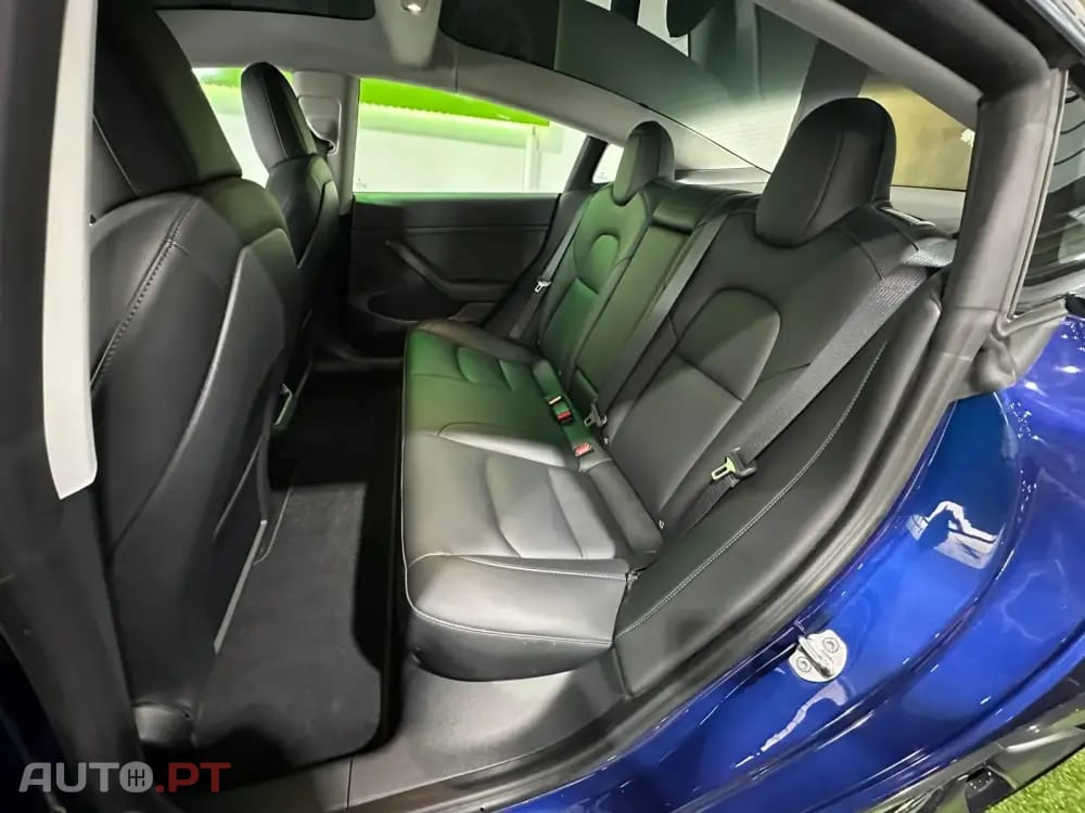 Tesla Model 3 Long Range Tração Traseira