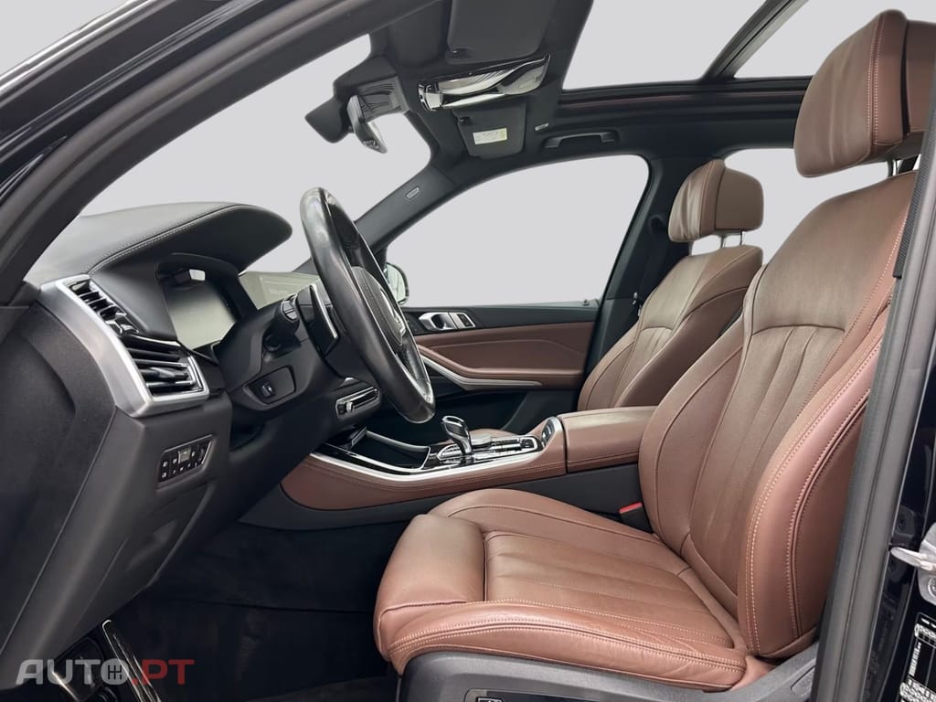BMW X5 I.V.A DEDUTIVEL xDrive45e M  