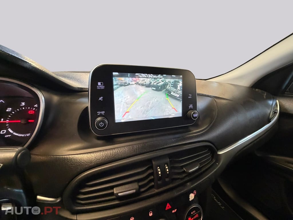 Fiat Tipo 1.3 MTJ LOUNGE 
