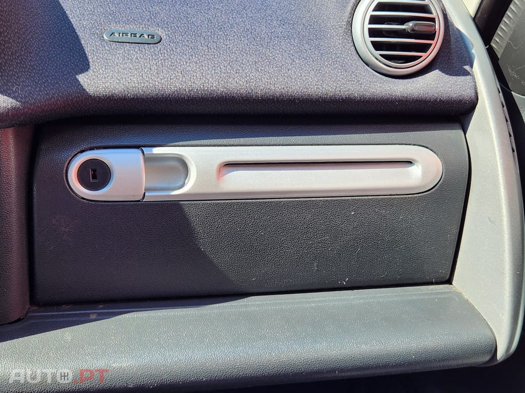 Smart ForTwo Outro