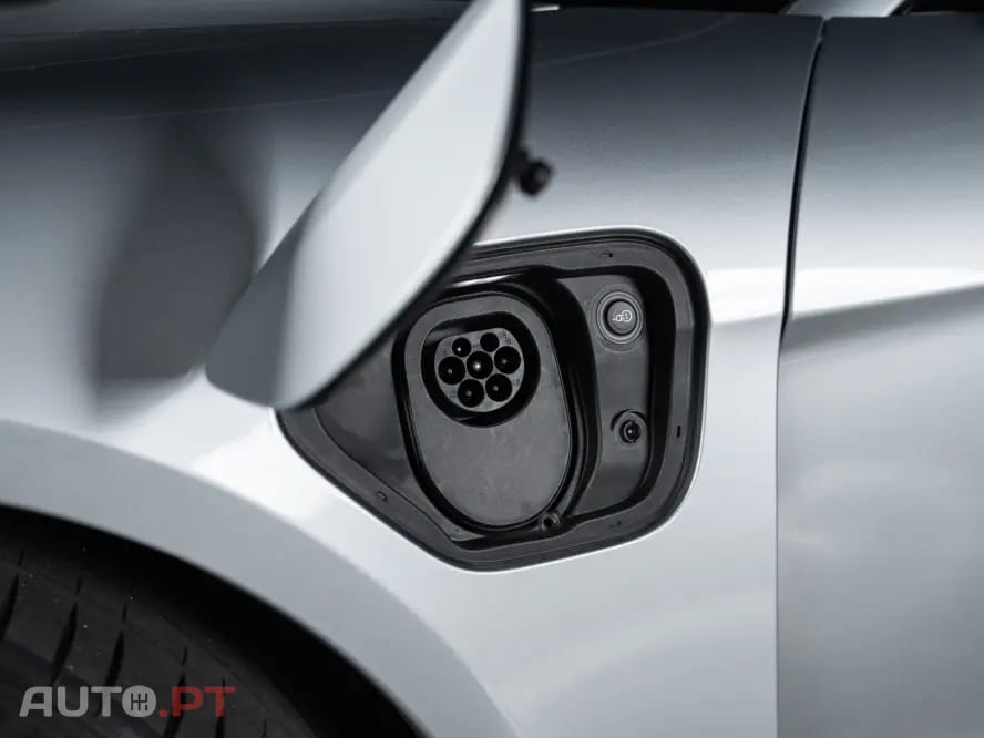 Porsche Taycan 4S