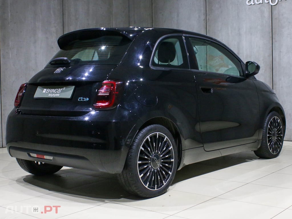 Fiat 500e 42 kWh