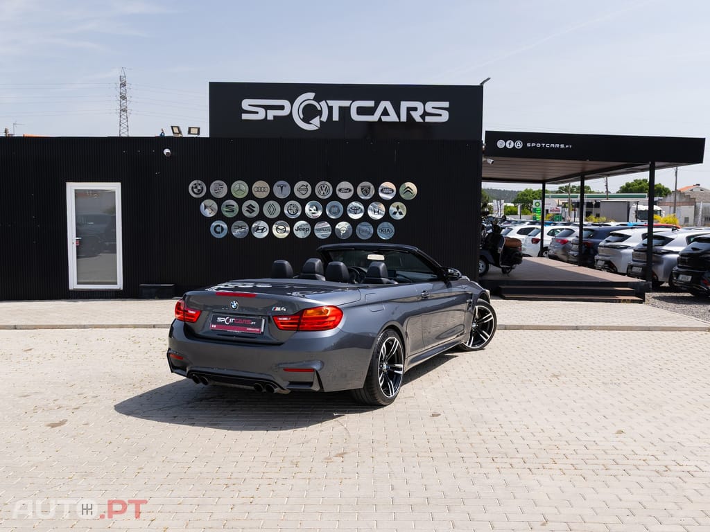 BMW M4 Auto