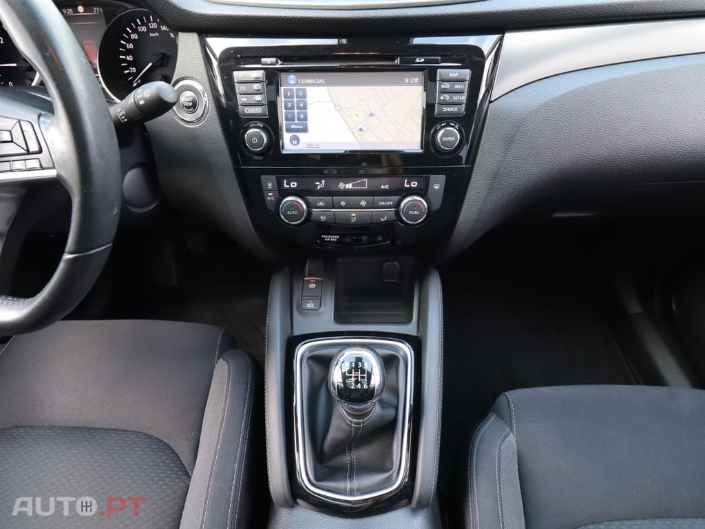 Nissan Qashqai 1.5 dCi N-Connecta J18
