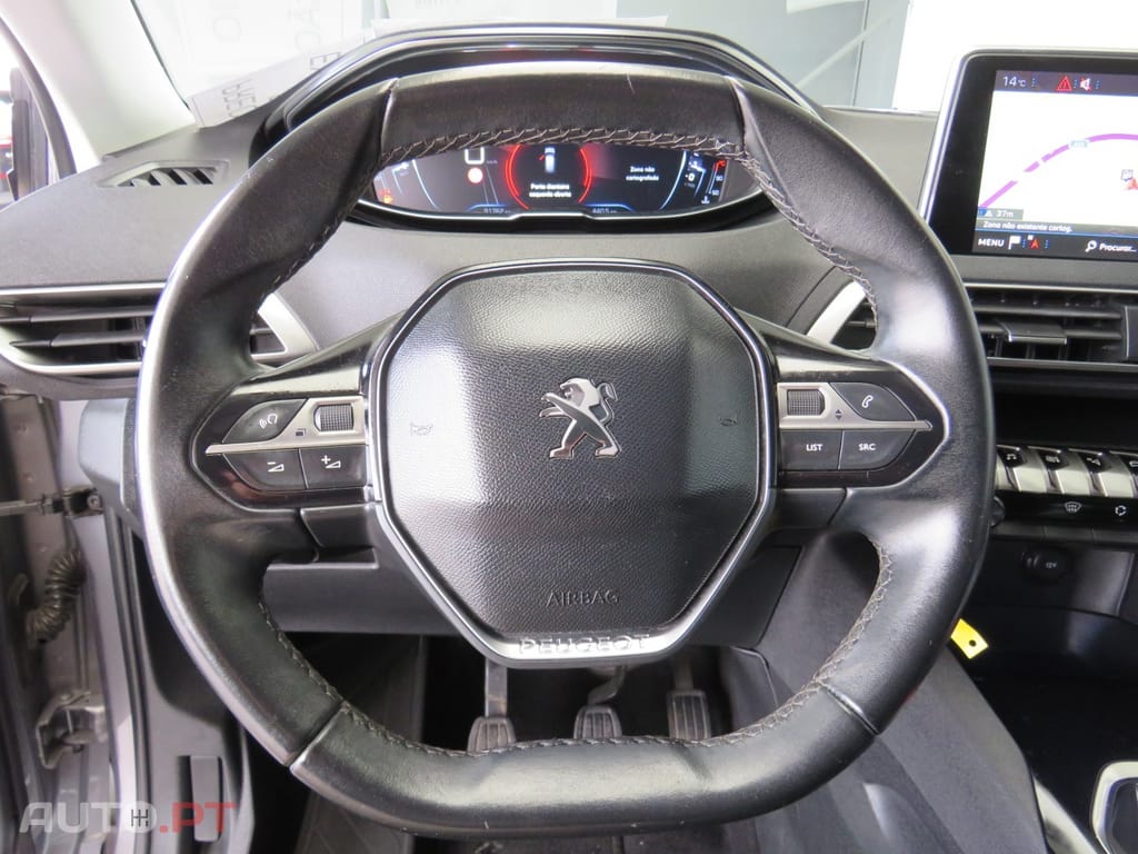 Peugeot 3008 1.5 BlueHDi Active