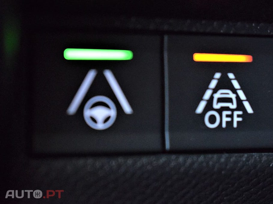 Peugeot 2008 1.5 BLUEHDI GT EAT8