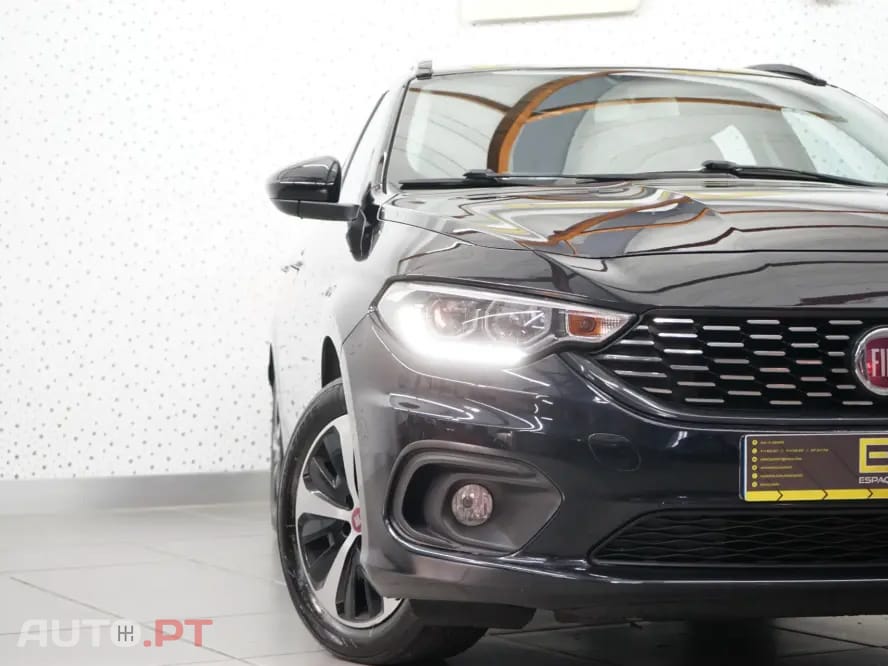 Fiat Tipo 1.6 M-Jet Lounge Tech