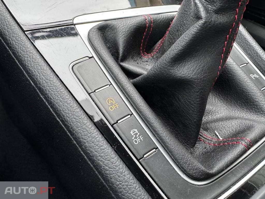 Volkswagen Golf 2.0 TSI  GTI Performance