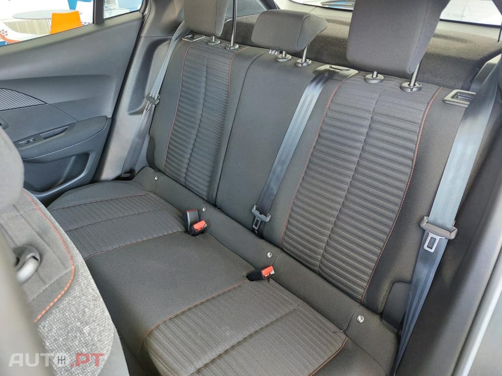 Peugeot 2008 1.5 BlueHDi Active Pack