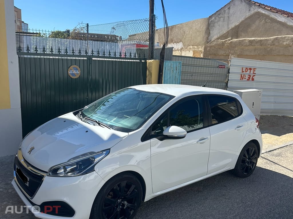 Peugeot 208 1.5 BlueHDI 100