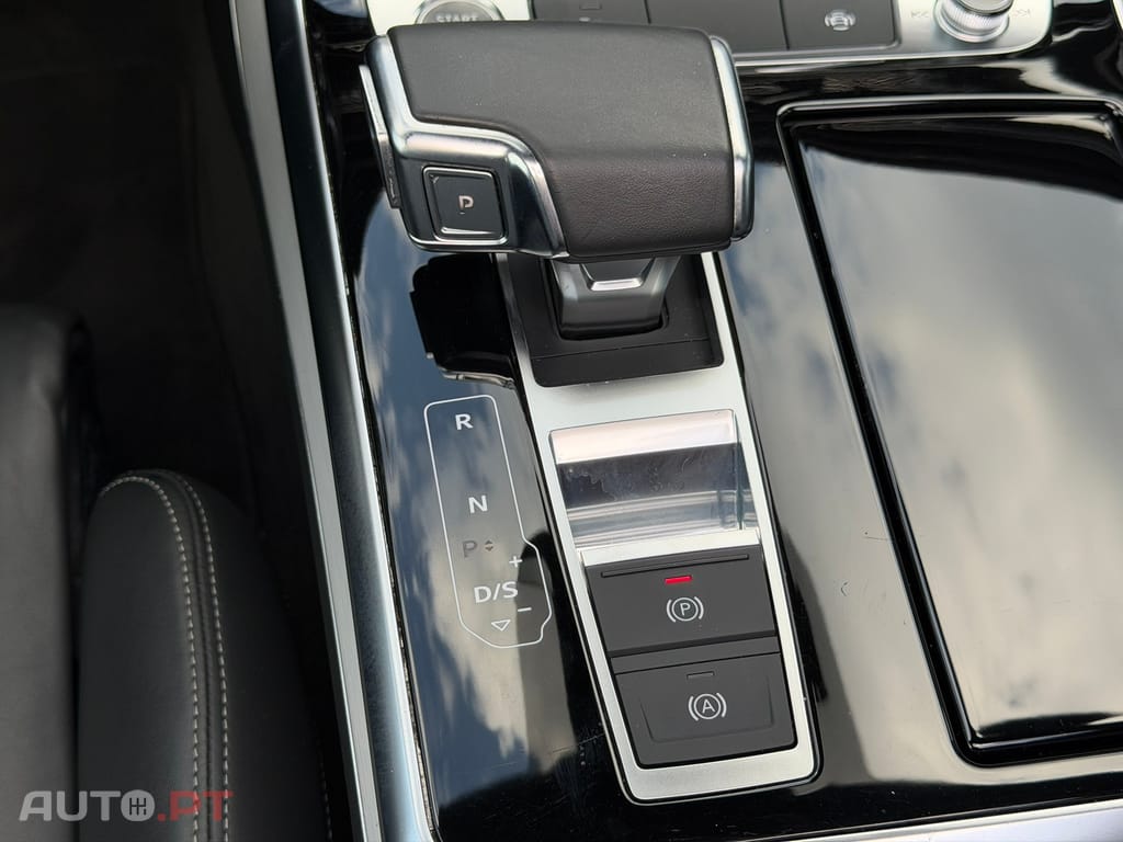 Audi Q7 60 TFSIe quattro S line Tiptronic
