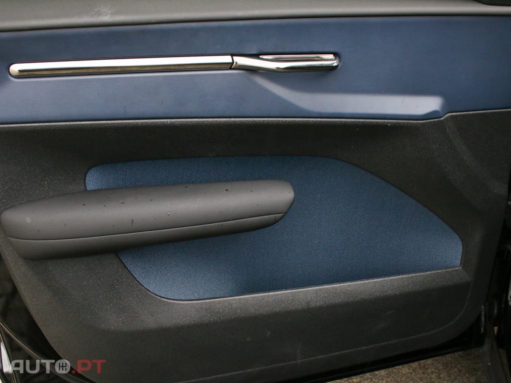 Volvo EX30 69 kWh Single Motor Extended Range Ultra