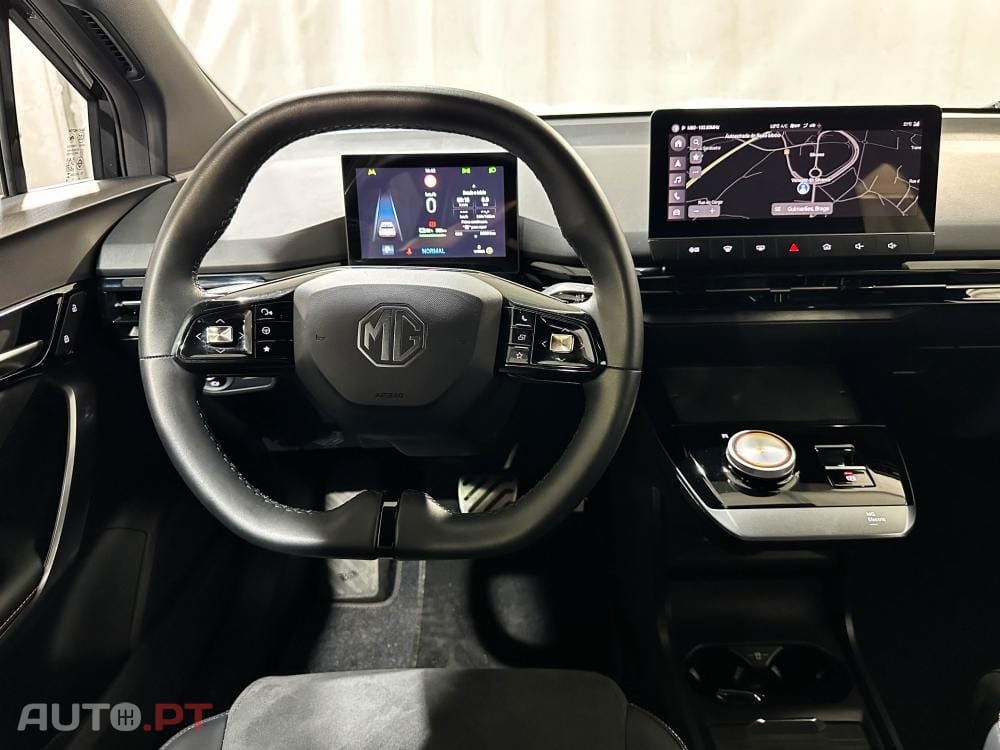 MG MG4 64 kWh XPower Luxury