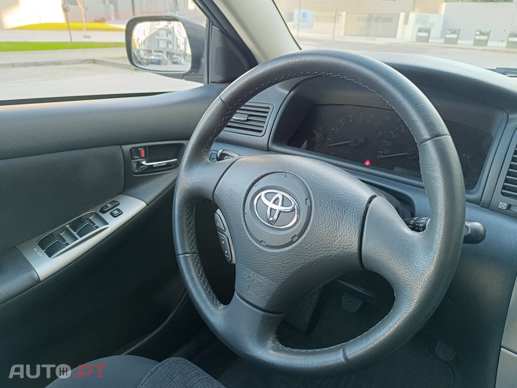 Toyota Corolla 1.4 VVT-i - 31.000 Km´s