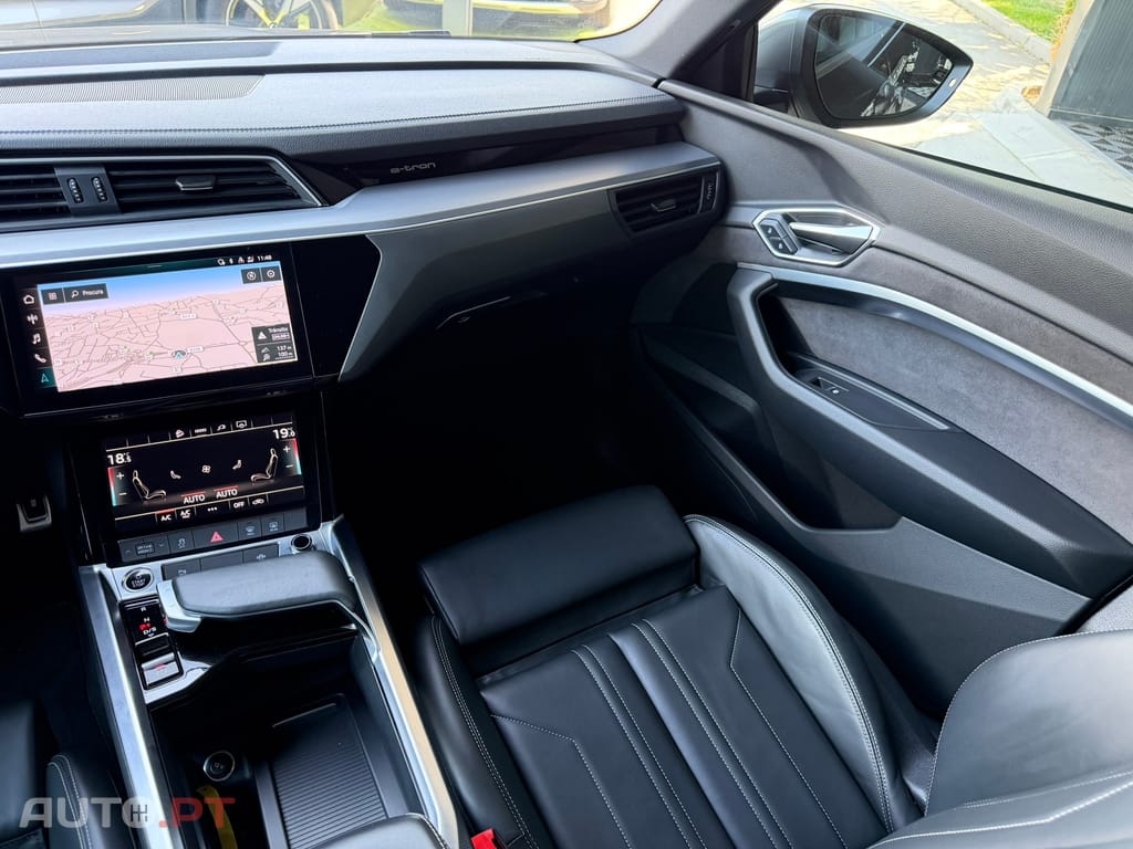 Audi Q8 E-Tron 50 quattro S line