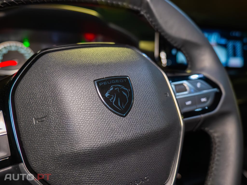 Peugeot 2008 1.2 PureTech Active Pack