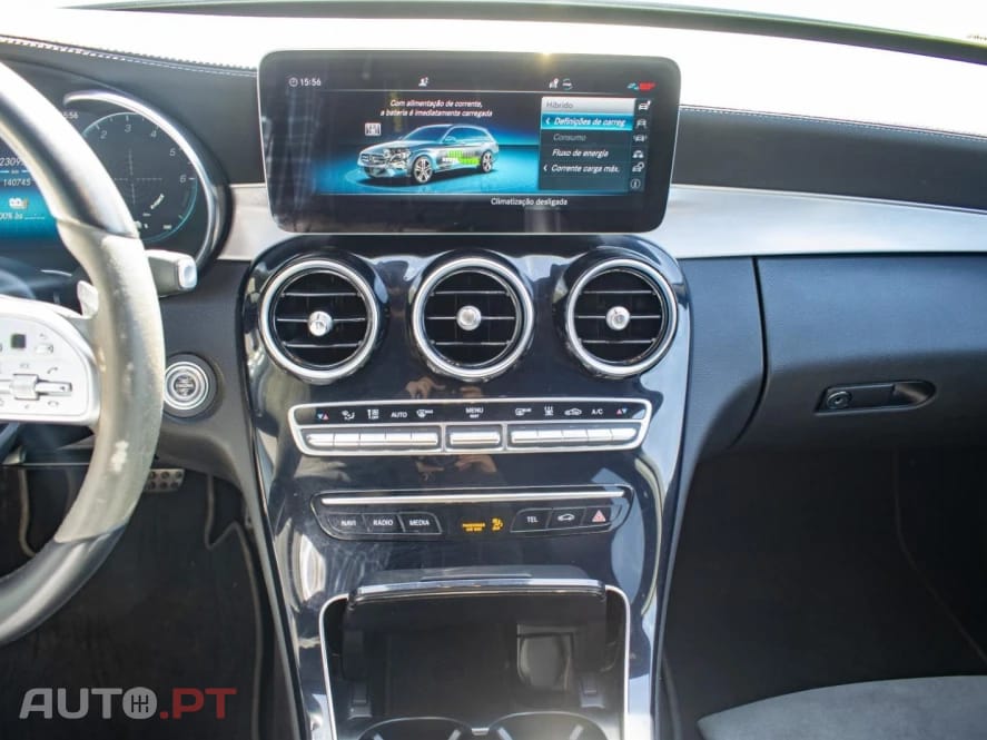 Mercedes-Benz C 300 de AMG Line Night Edition Station