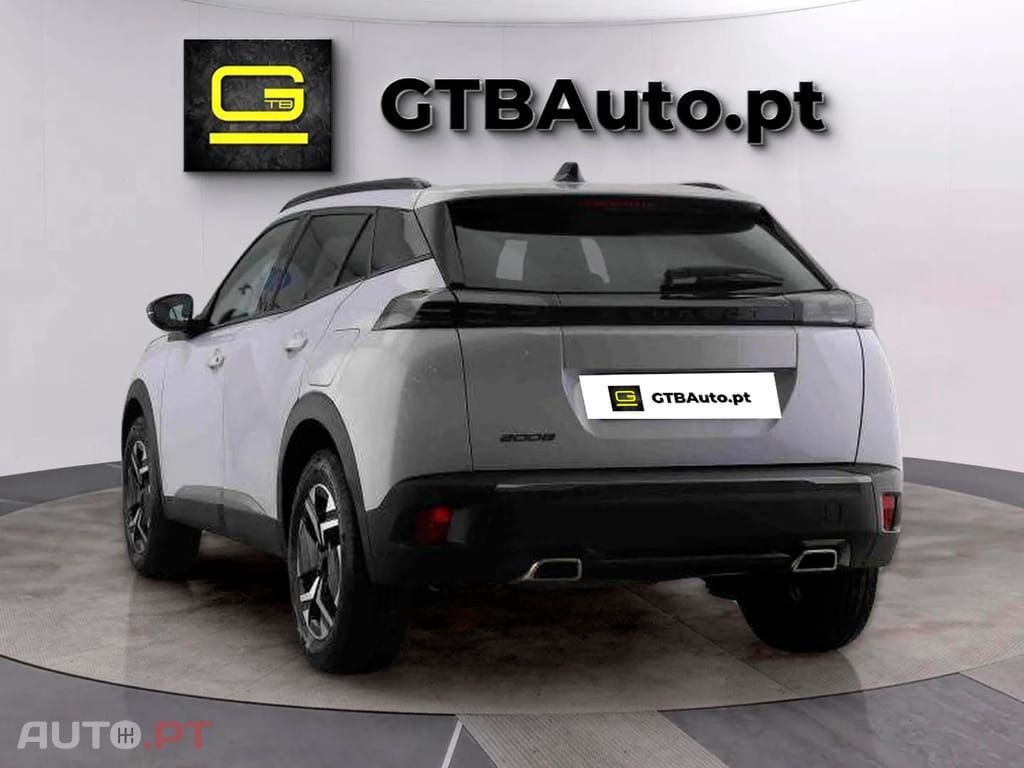 Peugeot 2008 1.2 PureTech EAT8 Allure
