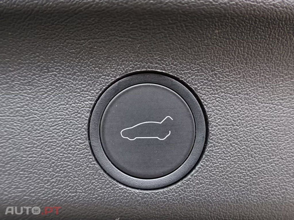 Tesla Model Y Performance Dual Motor AWD I.V.A DEDUTIVEL 