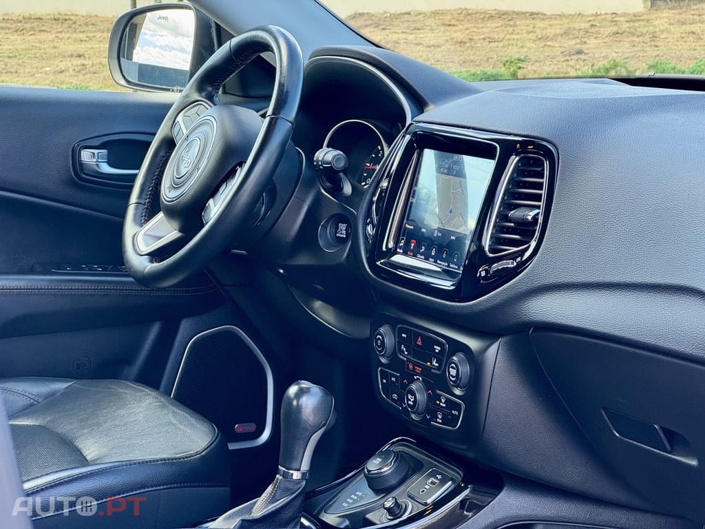 Jeep Compass 2.0 M-Jet Limited Auto
