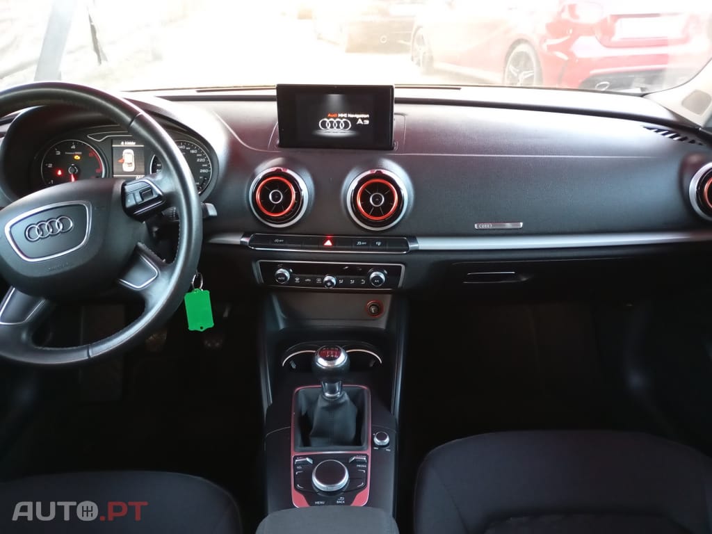Audi A3 1.6 TDI S-line