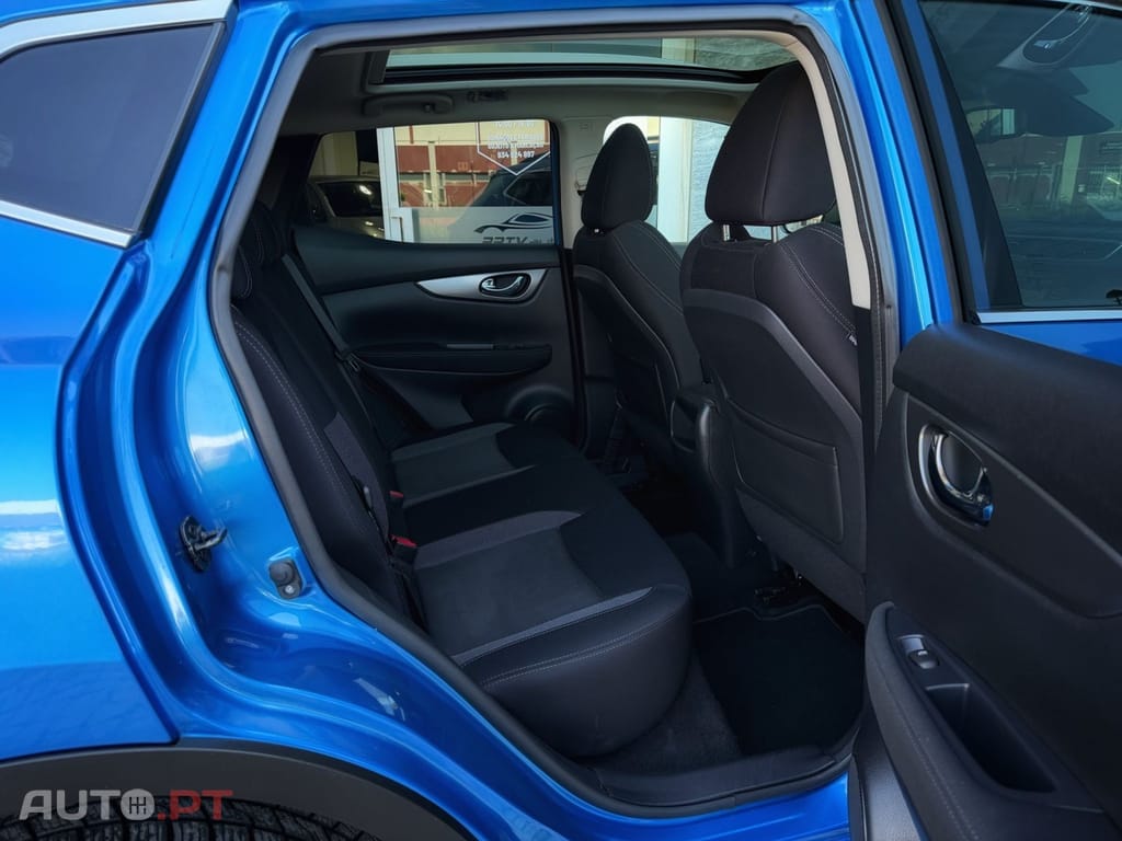 Nissan Qashqai 1.5 dCi Tekna Premium 17 129g