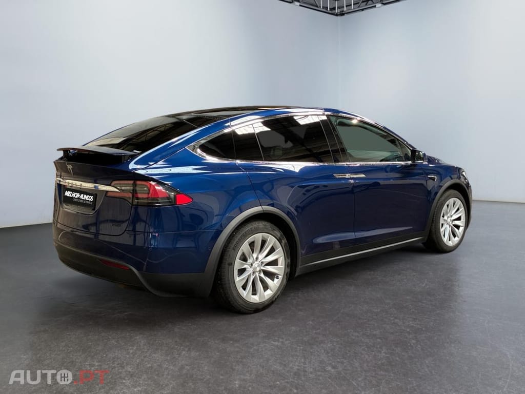 Tesla Model X 75D Dual Motor