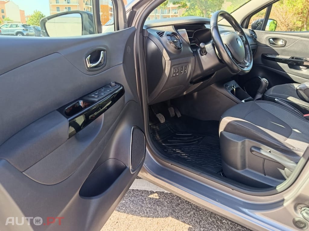 Renault Captur 1.5 dCi Exclusive C/Pneu