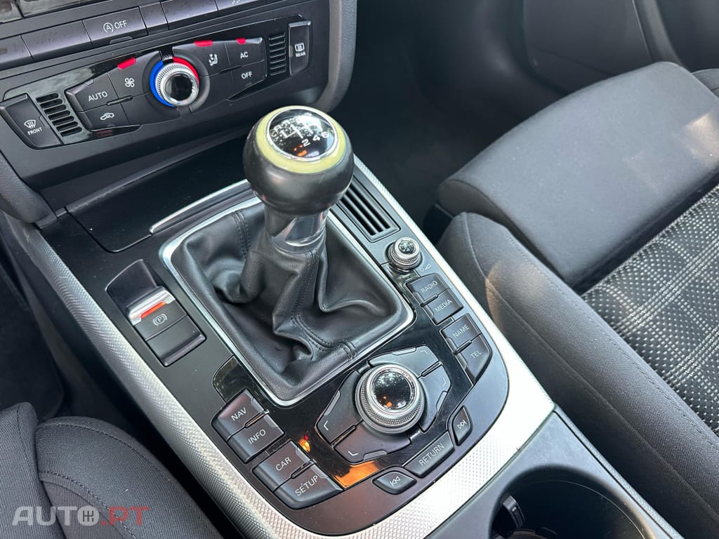 Audi A4 Avant 2.0 TDi Business Line S-line