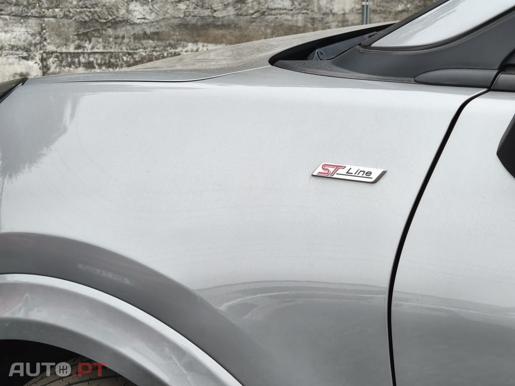 Ford Puma 1.0 EcoBoost Hybrid ST-LINE