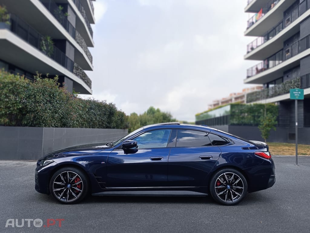 BMW i4 eDrive35 Pack Desportivo M Pro
