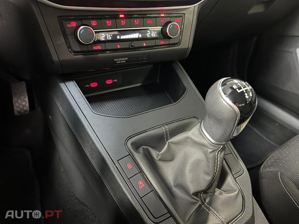 Seat Ibiza 1.0 TSI STYLE 5v