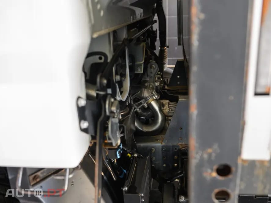 Mitsubishi Canter 3C13 c/ bascula