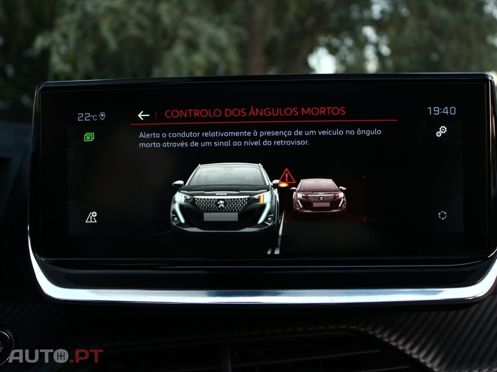Peugeot 2008 1.2 PureTech GT Line EAT8
